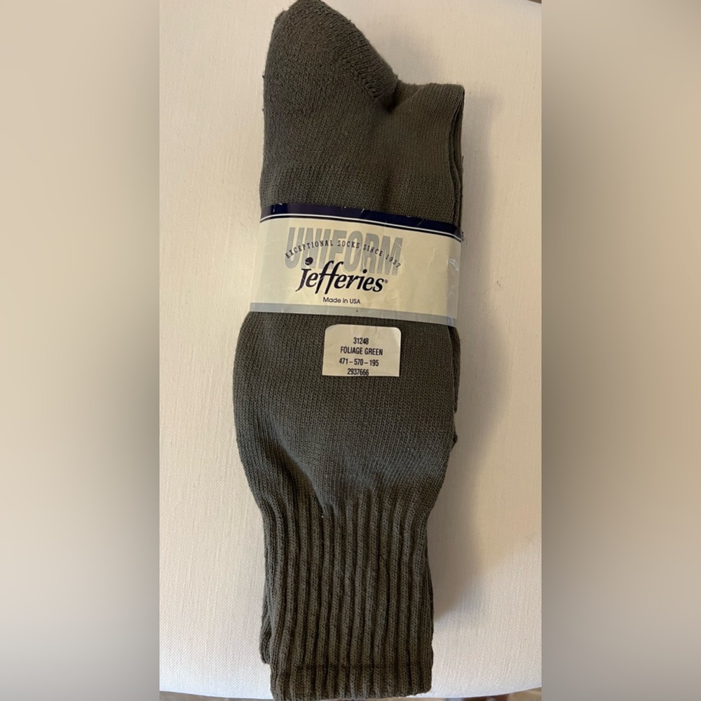 Jefferies Uniform Socks, Size 10-13, New, Folliage Green